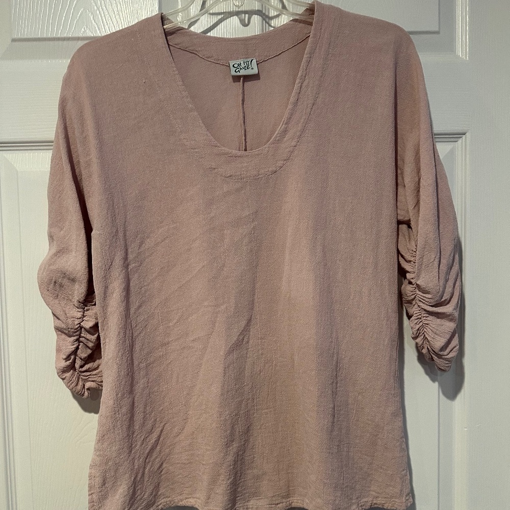 Very Gently Worn Women's Oh My Gauze Lana Top in Blush Pink- Size 1